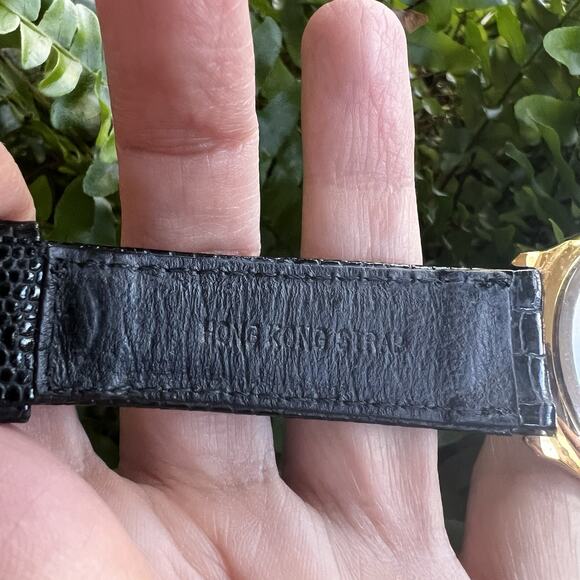 VTG Armitron Peanuts Characters watch GoldTone Black Leather Strap Needs Battery - Picture 10 of 16